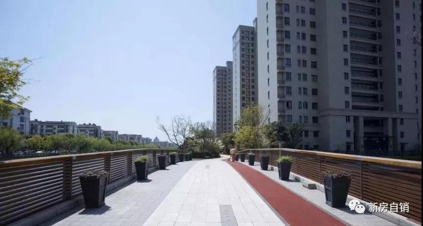 景瑞城中公园总价300万起17号线精装现房附一房一价表