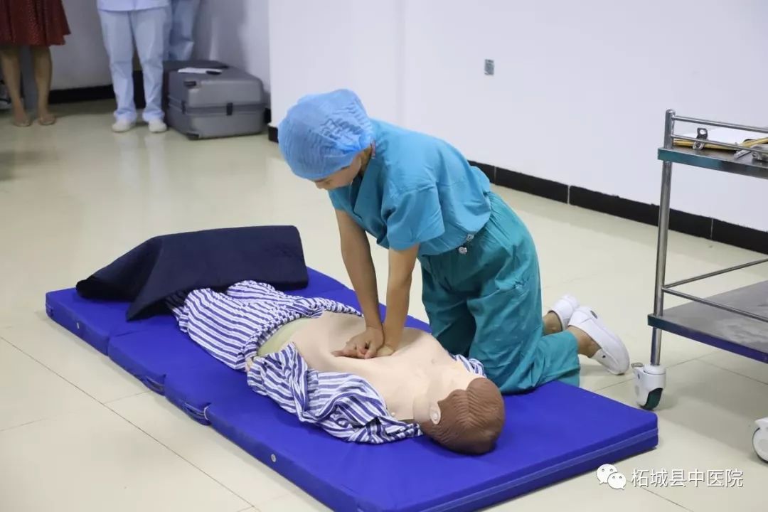 硬核护士修炼日常心肺复苏培训