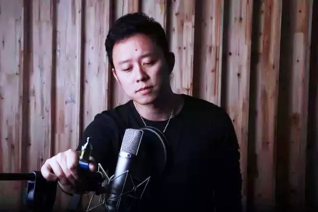 海绵宝宝,哪咤爸爸的配音演员竟然是同一个人_陈浩