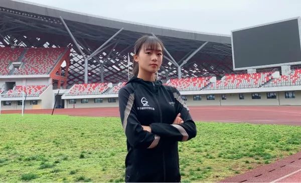 赵娜马拉松冠军收割机活力跑诸暨西施马拉松约定你