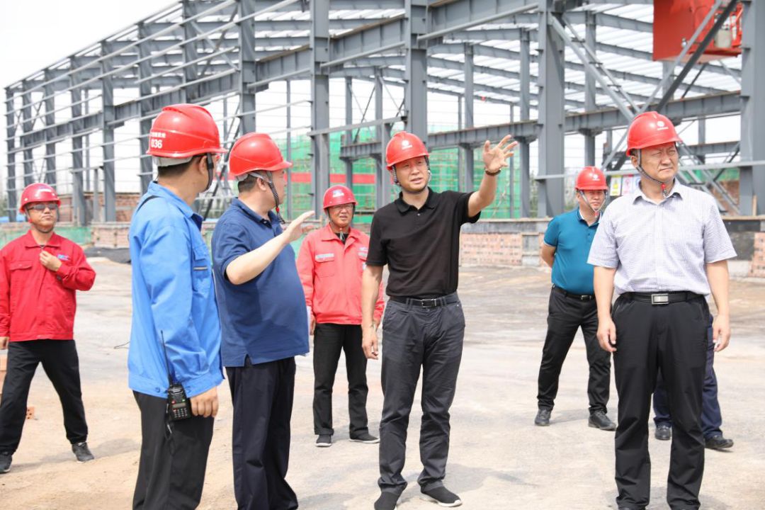 公司副总经理梁景坤一行到乌海电业局开展防止人身事故专项治理督导