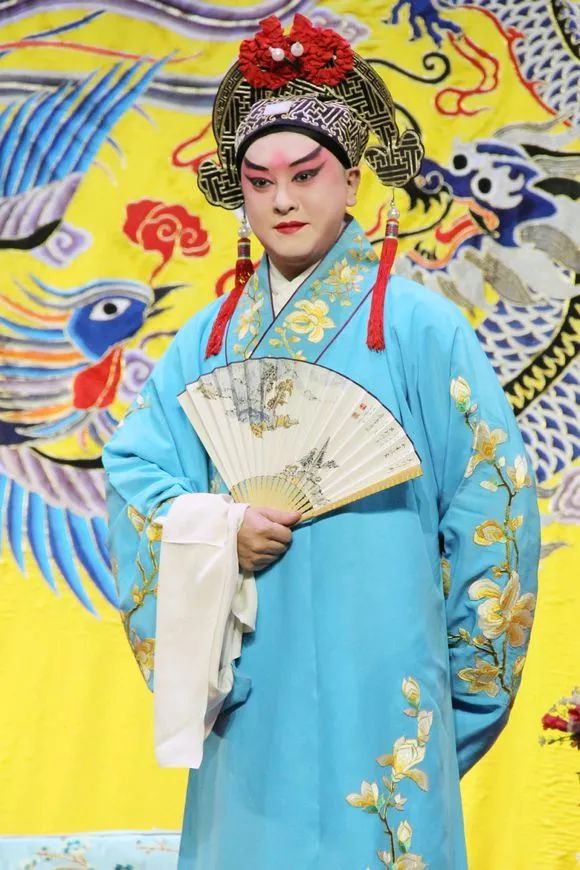 戏曲也较真儿之拾玉镯中的傅鹏为啥会有这么多顶帽子