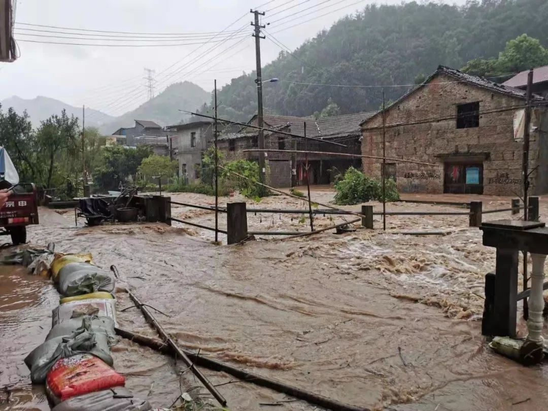 杨溪水库今天中午将开闸泄洪!西溪尚黄桥爆发山洪!