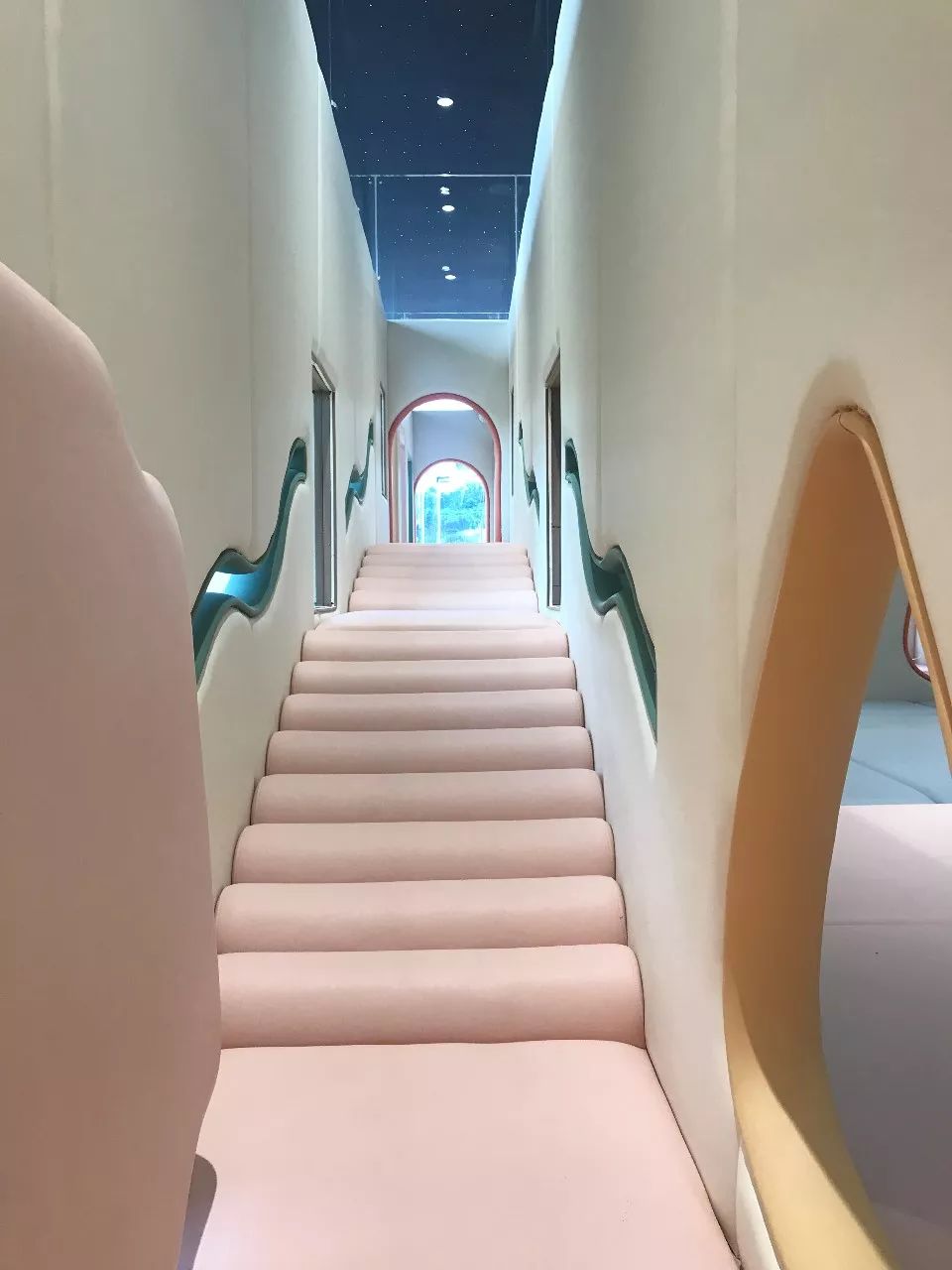 10000㎡奈尔宝家庭中心今日开业 | 火爆全国的"童话世界"终于落户成都