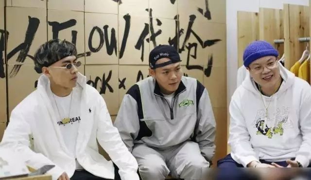 红花会说唱会馆均以解散但是国内还有两个厂牌足以扛起大旗