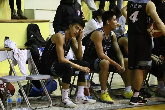 蔡依林最新mv里篮球校草火了来头不小竟是苏有朋学弟