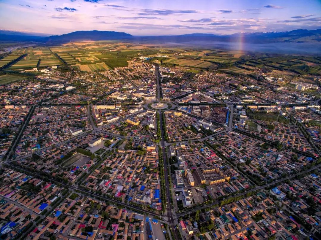 暑期国内长线私人定制推荐——新疆_伊犁