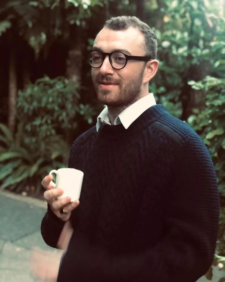 英伦姆一samsmith最新度假照坚决做自己