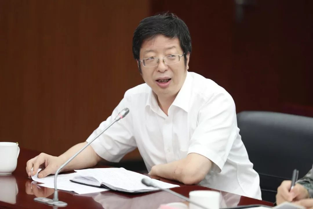 马晓晖发扬连续作战精神全力打赢防台硬仗