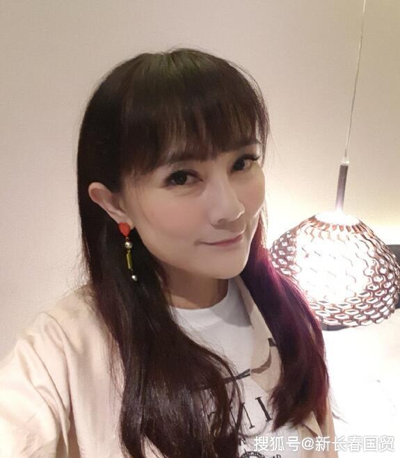 如今51岁变成这样了!_徐慧宣