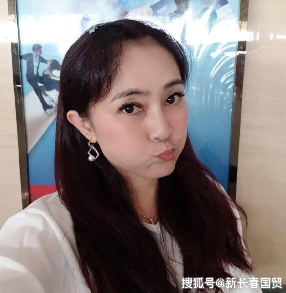如今51岁变成这样了!_徐慧宣