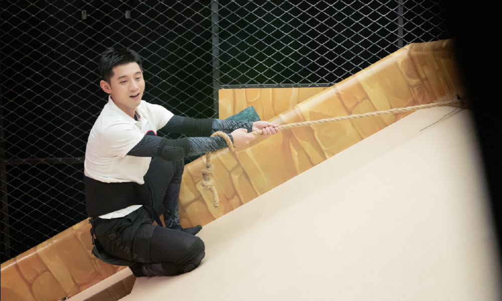 原创卧底在少儿里的疯狂的麦咭其实是追星族的宝藏节目