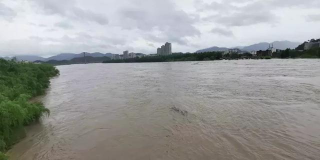 路望江门大桥府前街镇宁门紫阳街兴善门以下是临海古城实拍临海加油!