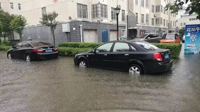 暴雨过后滑县各单位积极应对