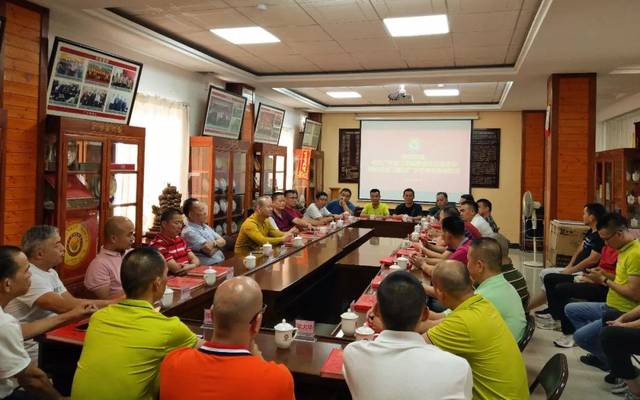 热烈欢迎中共广宁县江屯镇党委书记张志军镇长薛世飞莅临广宁茶商会