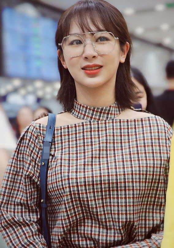 原创高度近视的明星有哪些陈伟霆杨紫林依晨都是热巴有一千多度