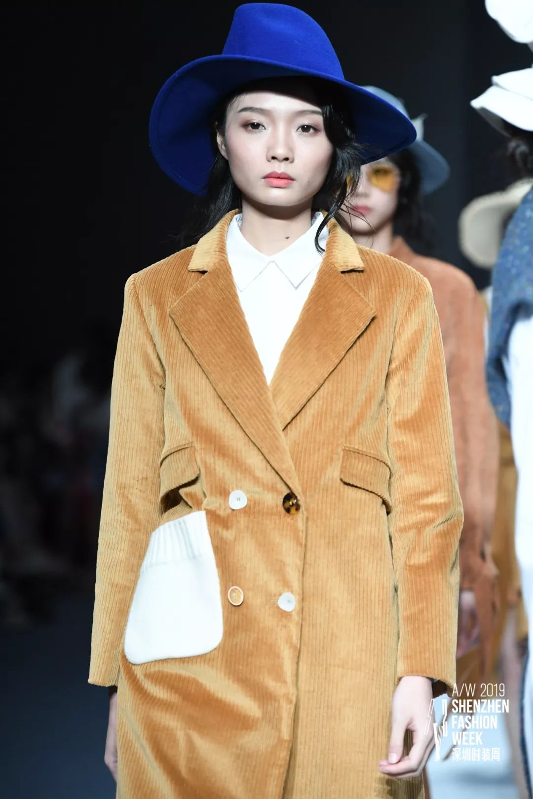 大观原势力热烈祝贺中国国际杰出女装设计师品牌flyalone单飞入驻大观