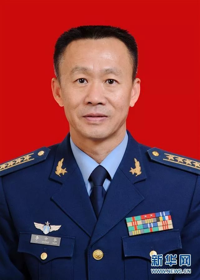 我与祖国共成长 | 李中华:蓝天试剑 高飞远航