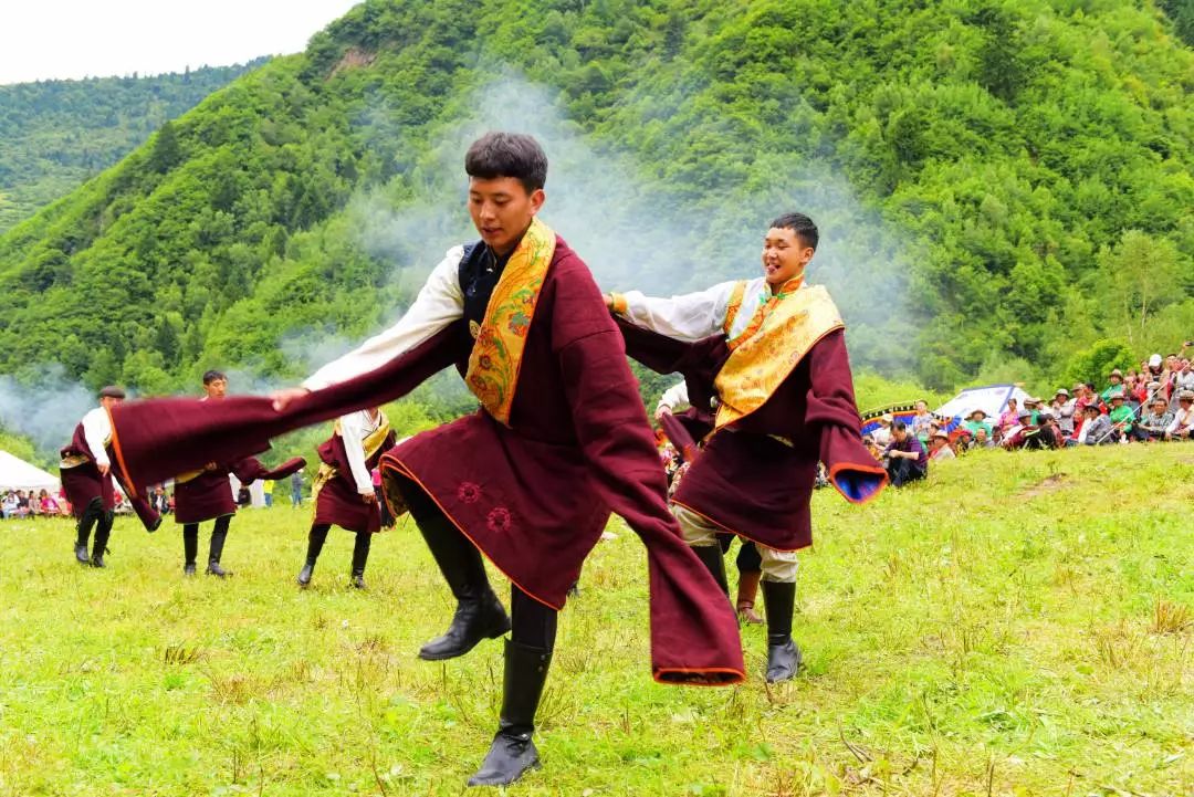 圍觀象鼻山文化節嗨翻玉瓦寨帥哥美女強勢來襲