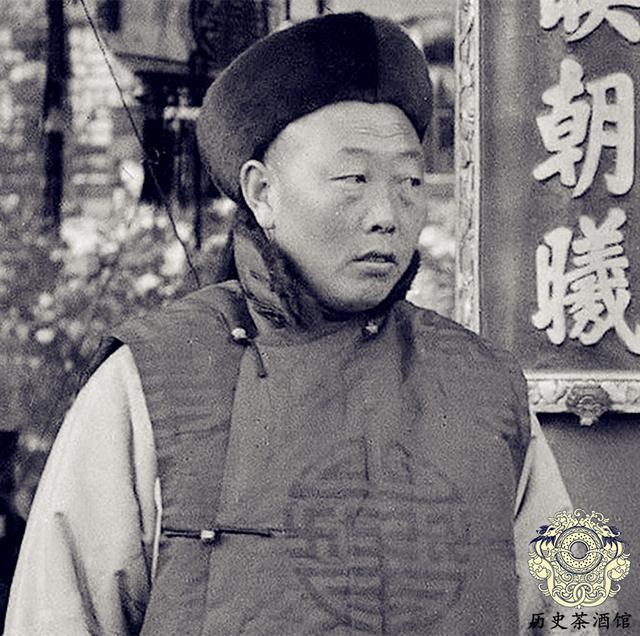 真实的清末太监老照片:和正常男人不同,这点区别一眼就能看出来_庞太
