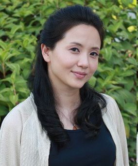 当然"母亲专业户"演员有不少,比较印象深刻的有李勤勤,杨青,潘虹