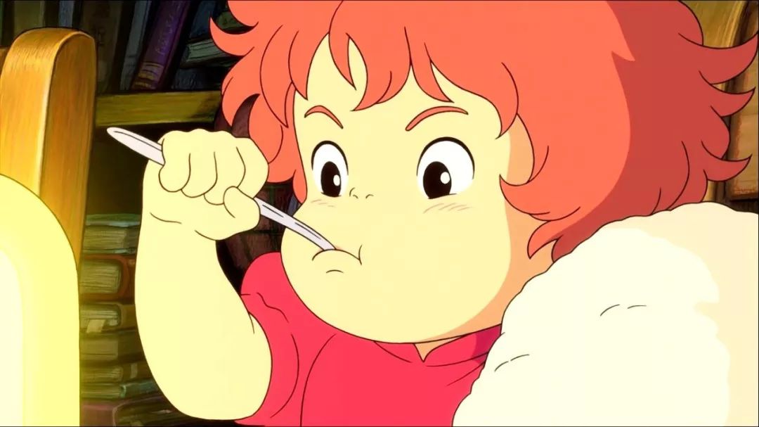 在笑声中,宗介与波妞的关系得到了升华,而妈妈的慈爱也消弭了波妞身上