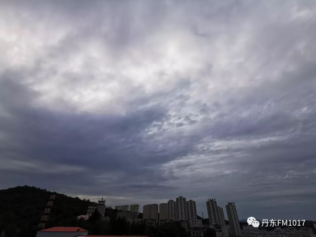 全市防汛应急响应提升至ii级丹东天气雨骤风疾今夜防汛很关键台风