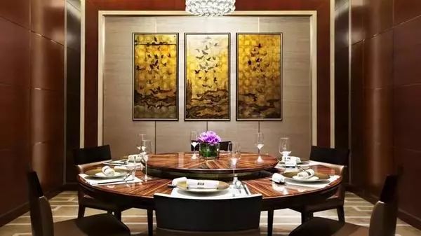 海鲜你有1波士顿龙虾抢"鲜"登录太原太原凯宾斯基饭店龙苑中餐厅推出"