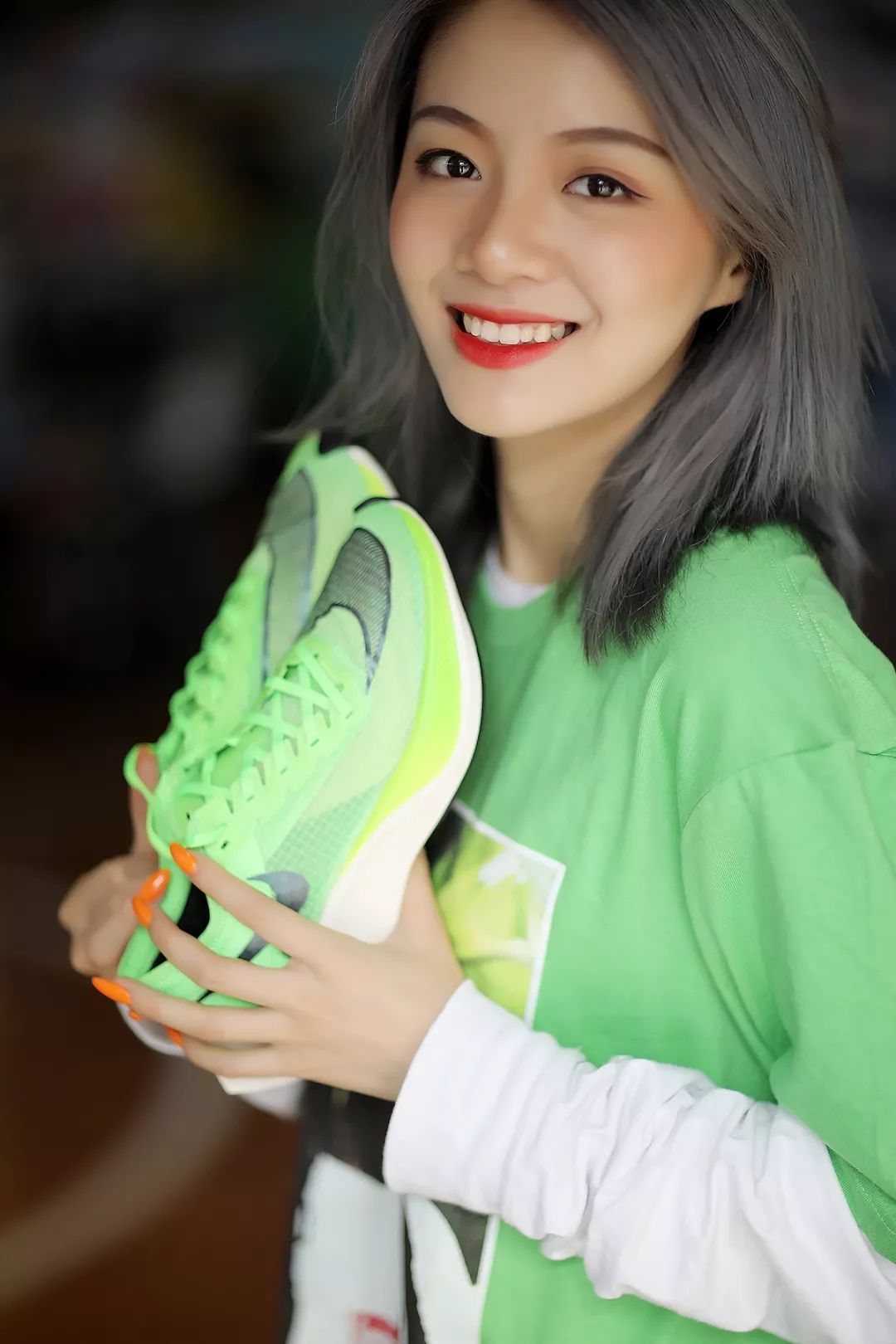 xh55girl听说它是nike目前最好穿最高科技的跑鞋糯米