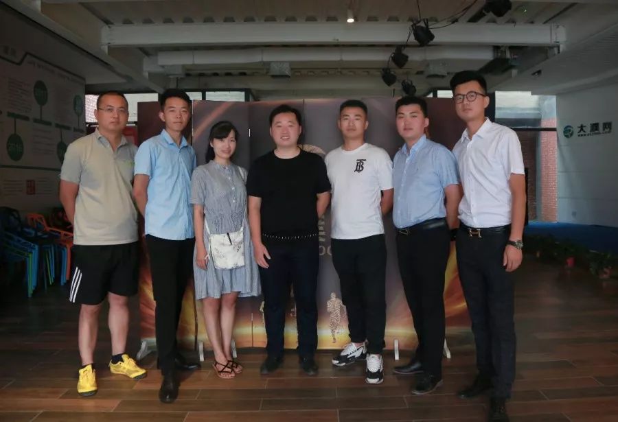 曝光濮阳老板一直在打这个4627000电话究竟为何