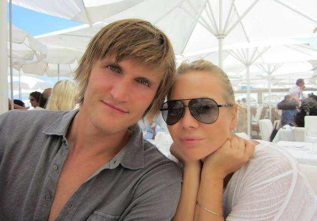 还有这等福利基里连科的歌星妻子允许他每年出轨一次