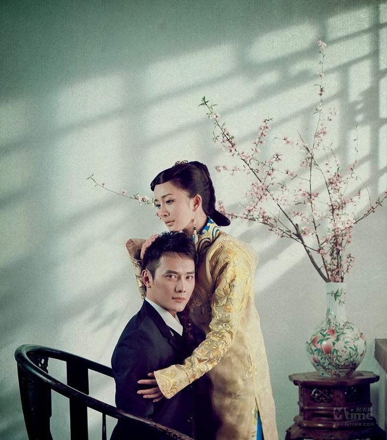 而在电视剧结束后,他们也曾多次被拍到一起吃饭,以及在某个晚会上的发