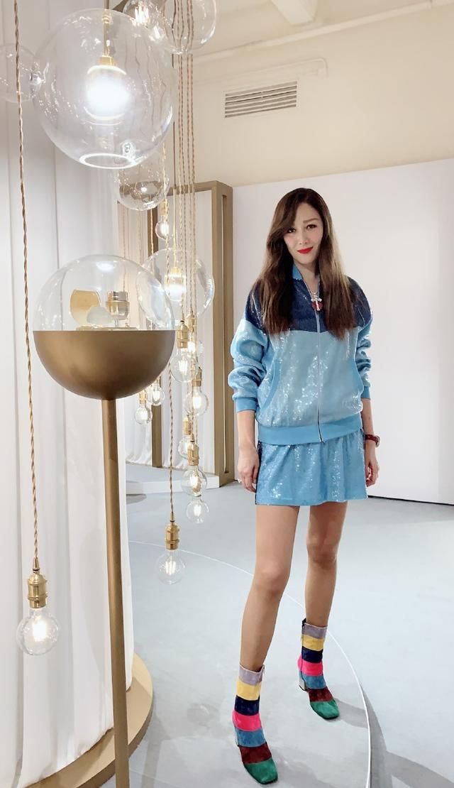 任达华妻子琦琦不看脸身材跟奚梦瑶没差网友会保养不像51岁