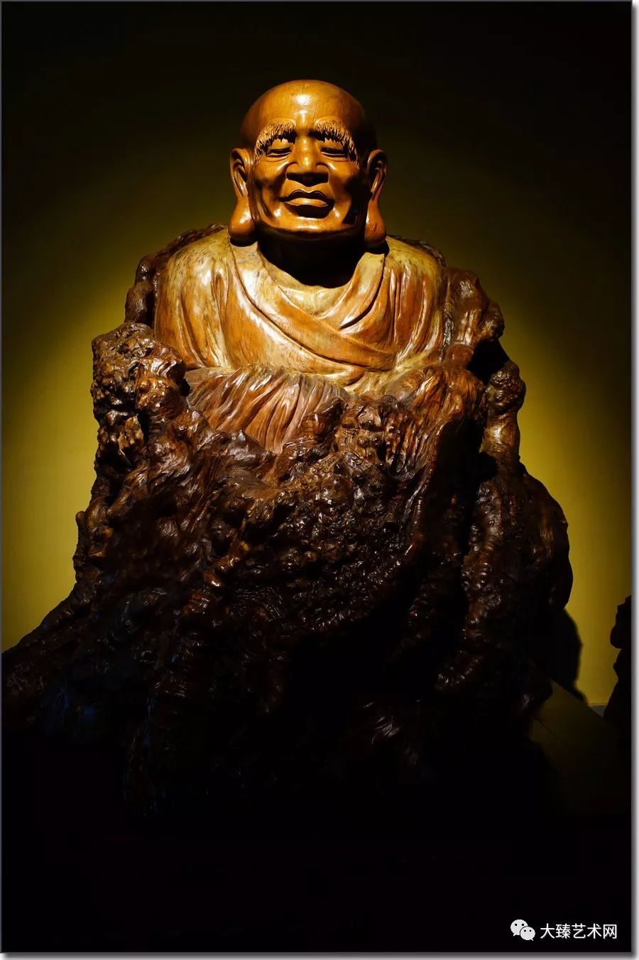 著名艺术家徐谷青他雕刻的观音像让人不禁双手合十虔诚一拜