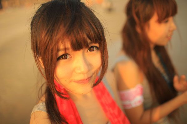 那个崇拜韩寒 在情趣之路奋斗的90后美女状元 又创业失败了 马佳佳