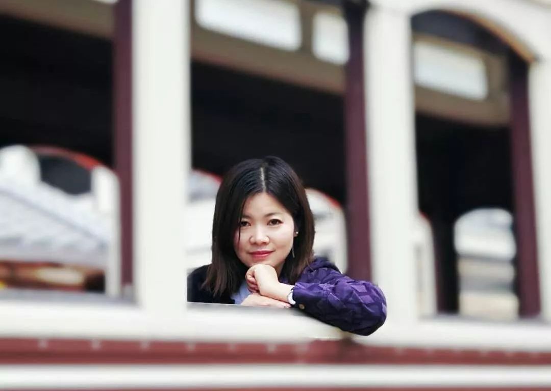 新华网文化专栏头条给了孝感这位女作家!