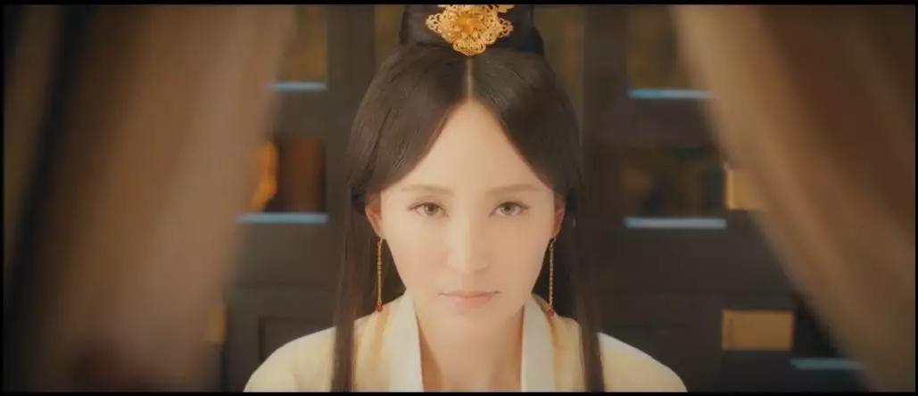 岳丽娜曾对记者说,她经常注射水光针,一年12次水光针是她保养的秘诀.