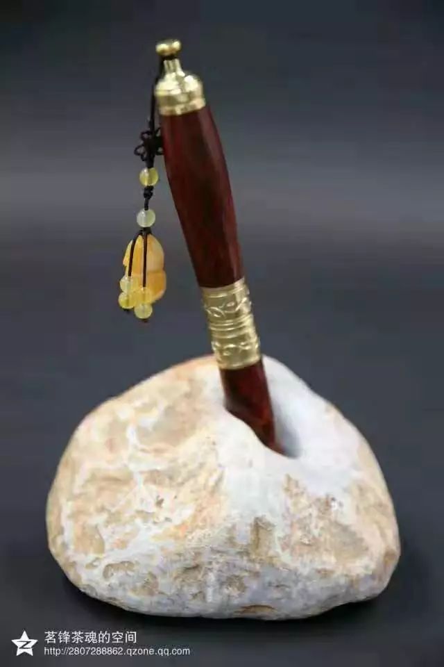 通海纳家营茶刀开茶品茶体会刀光剑影与淡泊宁静的和谐统一