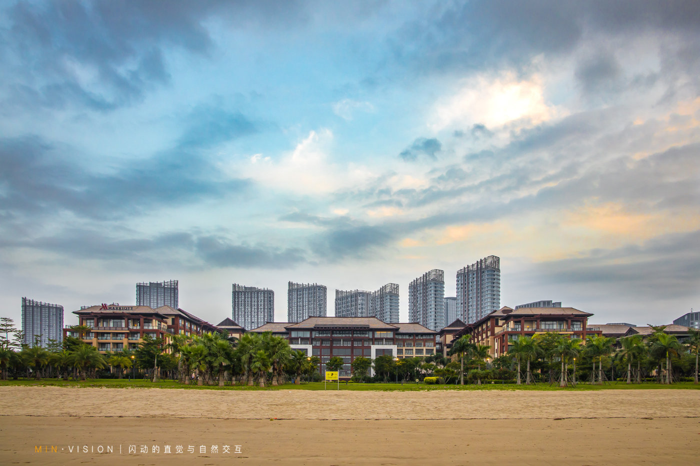 原创在厦门万豪赏同安湾浪漫海景最打动我的是洋溢着高贵之气的蒂芙尼