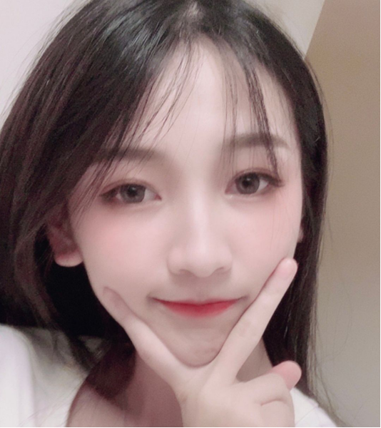 而叶知秋和小苏菲正好是一对玩的非常好的闺蜜,这