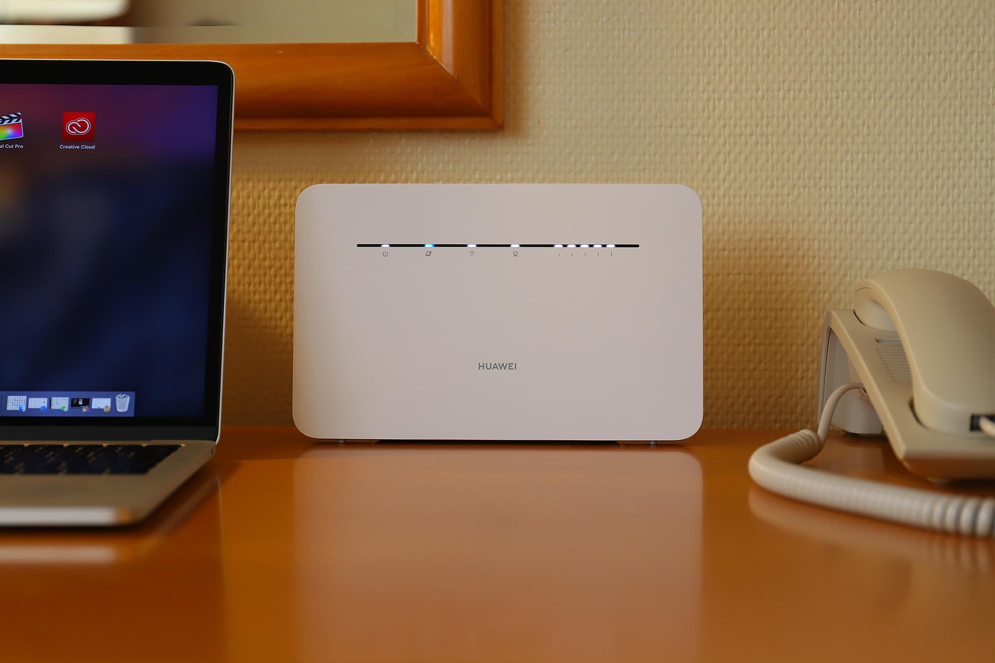 一年前,评测了华为4g路由2,当时很大程度上解决了我工作上的一些不便