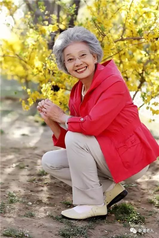 88岁中国时尚奶奶图片