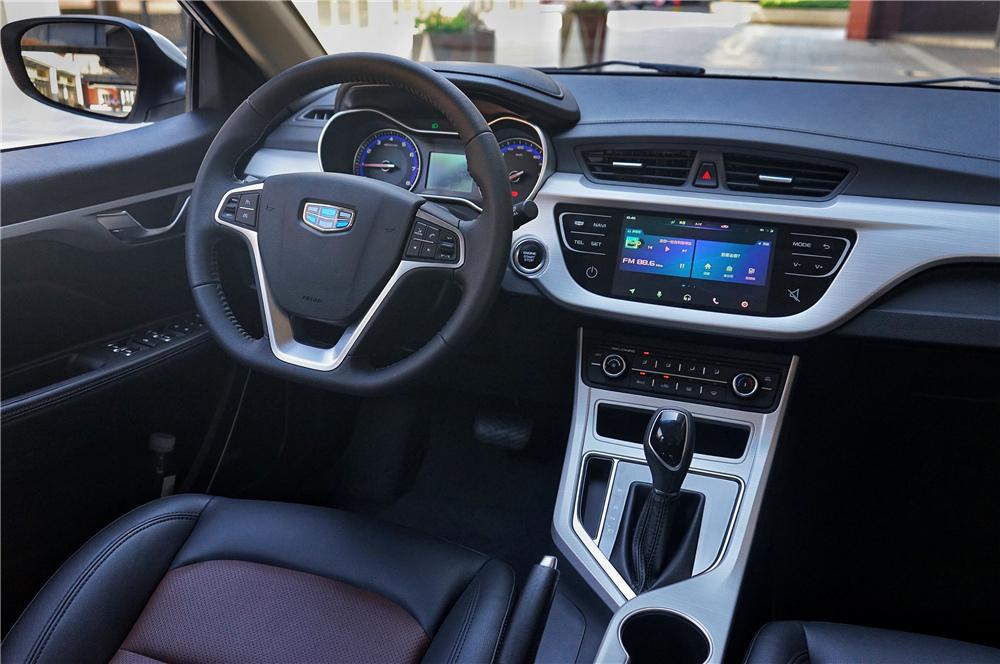 我之所以喜欢吉利汽车,就是因为身边很多朋友开远景,有位老哥甚至一辆