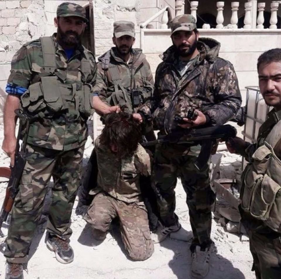 原创顶着俄军轰炸叙叛军6次自杀冲锋死战不退俄军终于恍然大悟