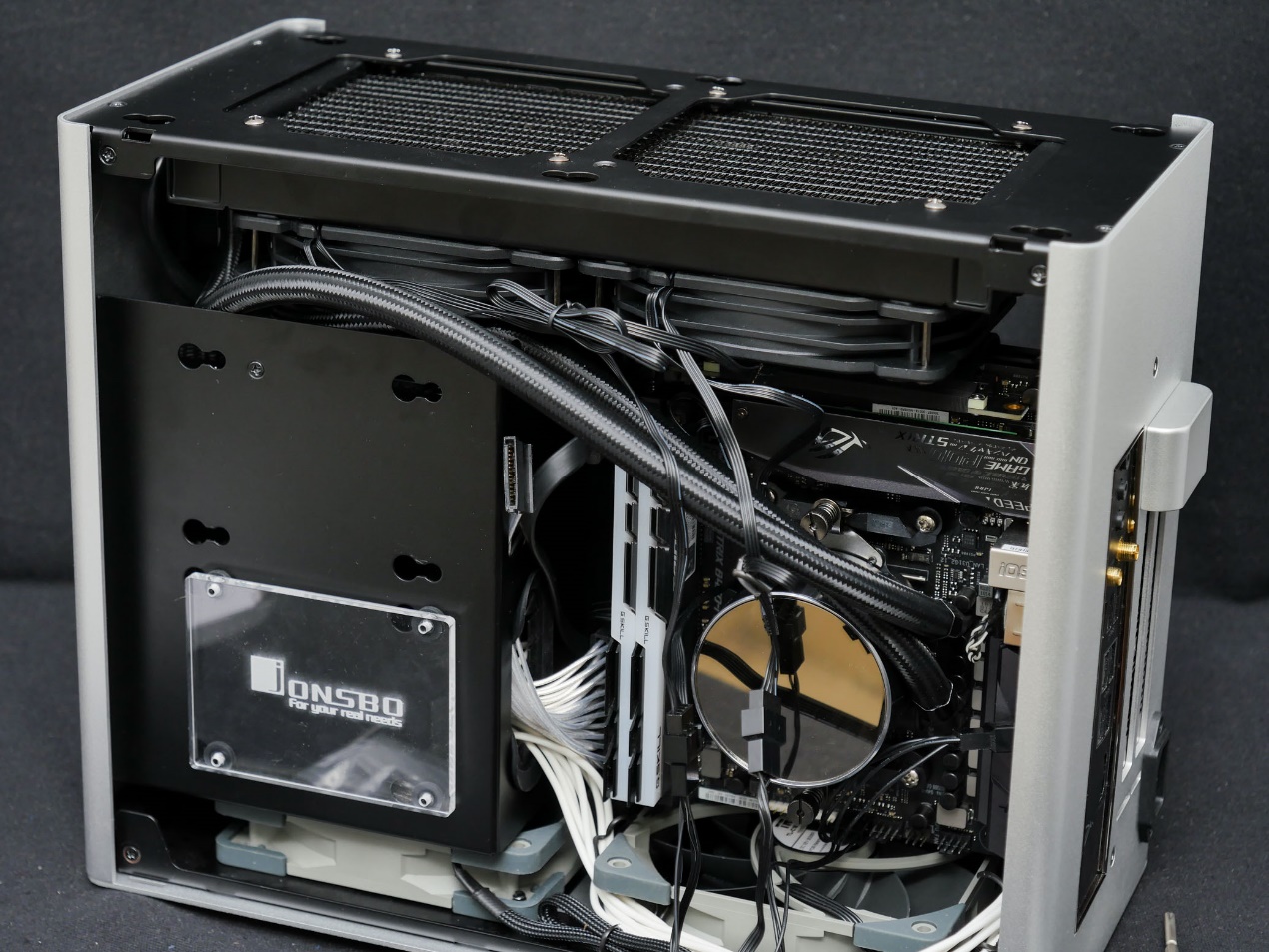 itx换新升级乔思伯a4水冷机箱r53600rx5700升级装机