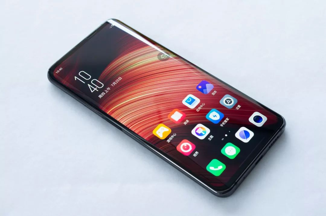 包装背部为手机简单参数努比亚z20包装,与之前相同的天地盖设计努比亚