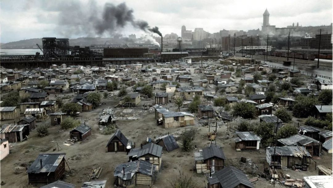 的长耳野兔叫"胡佛猪";用铁罐,纸板和粗麻布搭建的棚户被称为"胡佛村"