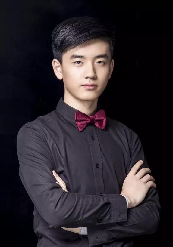 冠军风采⑦张惠明优秀的恺撒堡未来艺术家恺撒堡国际青少年钢琴大赛