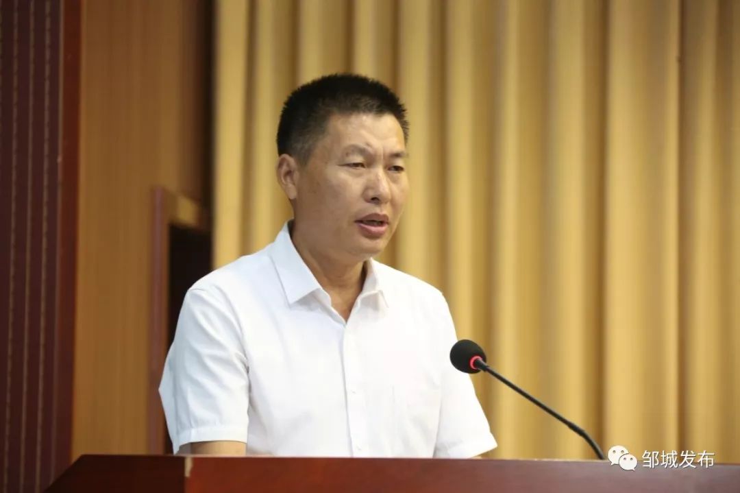 朱运华,李景鹏,龙万华等全体市级领导班子成员出席,各镇街党(工)委