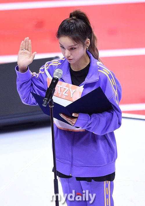 itzy在京畿道高阳室内体育馆参加了mbc电视台2019中秋特别节目《偶像